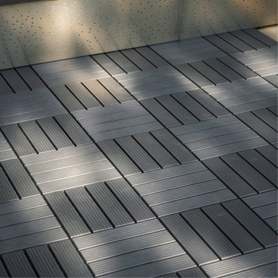 Plastic Interlocking Deck Tiles
