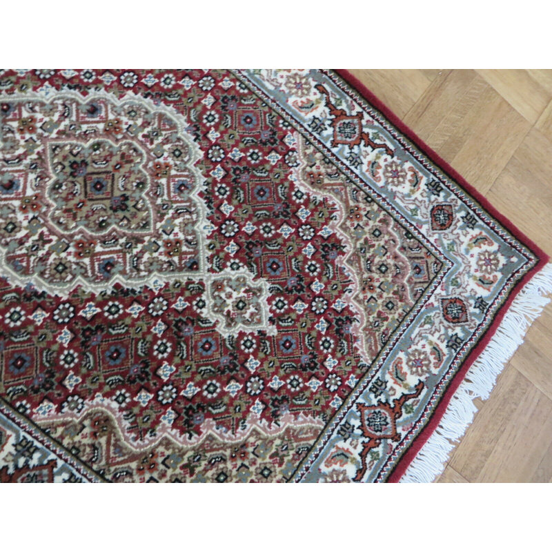 Tapis rouge noué à la main de conception unique 2 pi 1 po x 3 pi 1 po Harrogate