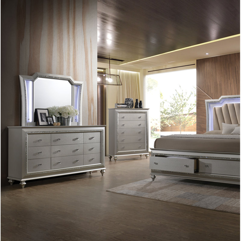 Samana 66'' W 9 - Drawer Dresser