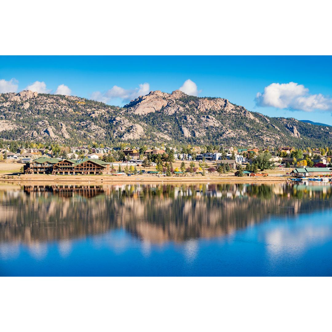 Town Of Estes Park von Benedek - Kunstdrucke auf Leinwand ohne Rahmen