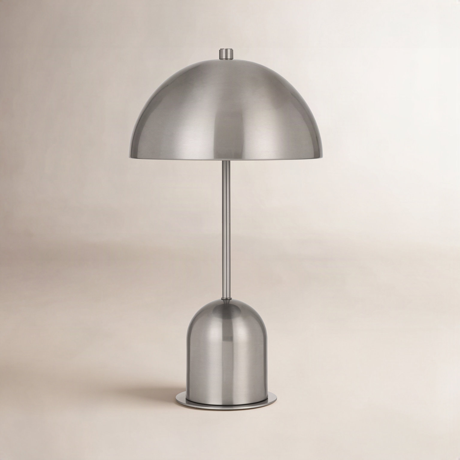 Saed Desk Lamp, Silver
