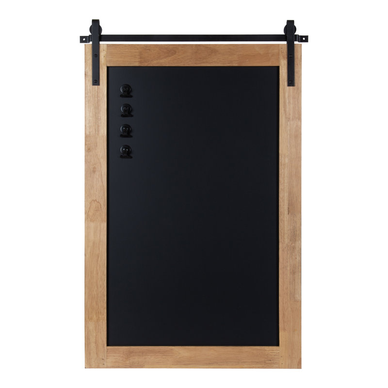Tableau noir mural en bois