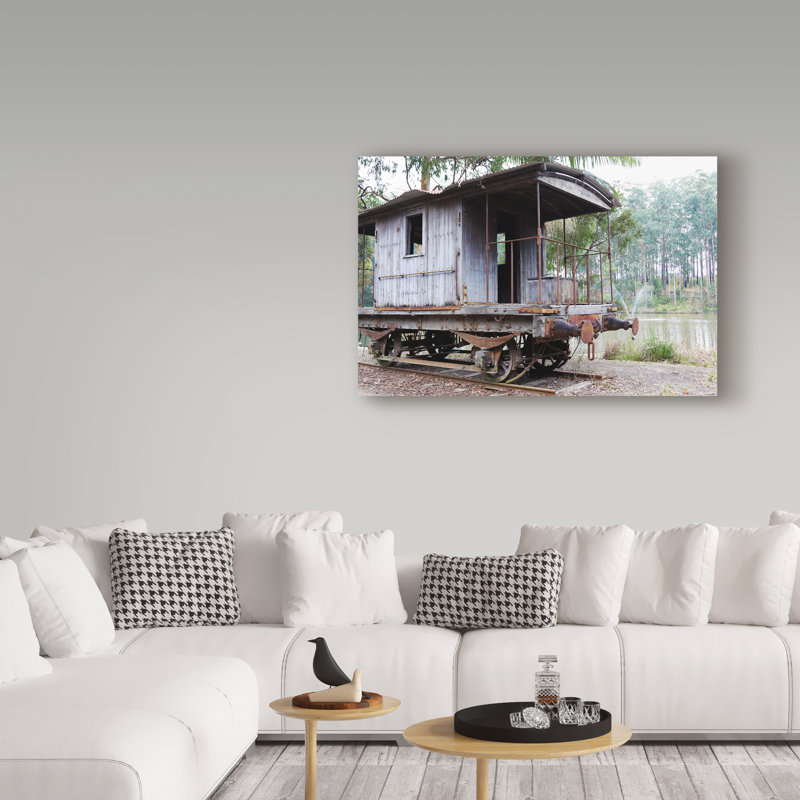 «Train Car» par Yareny, reproduction de photo sur toile tendue, H 22 po x l 32 po x P 2 po