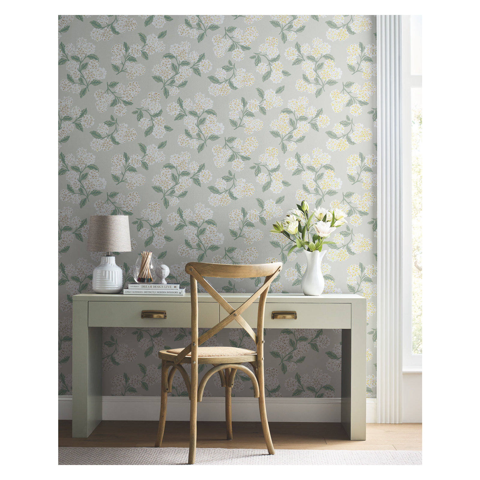 Hydrangea 27' x 27" Wallpaper, Beige