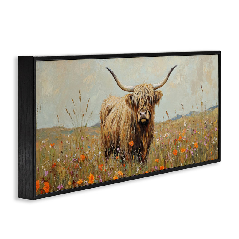 Giclée encadrée de longhorn et de fleurs sauvages, design par Petal Prints Design, H 10 po x l 24 po