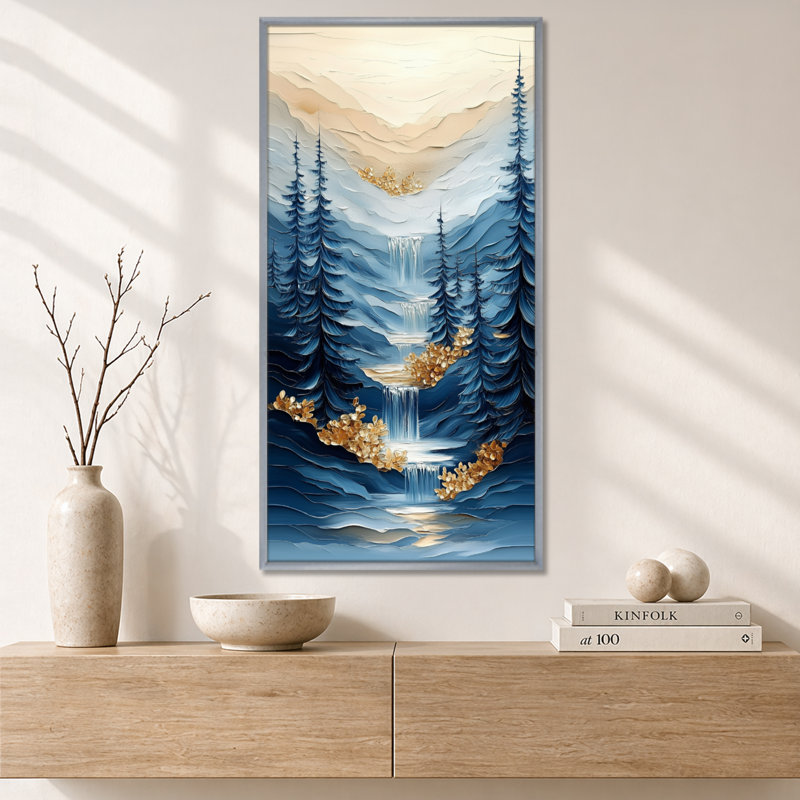 Bleu, bleu, bleu et or Cascade Valley I - Cascade, décoration murale, impressions encadrées par la nature, H 32 po x l 16 po