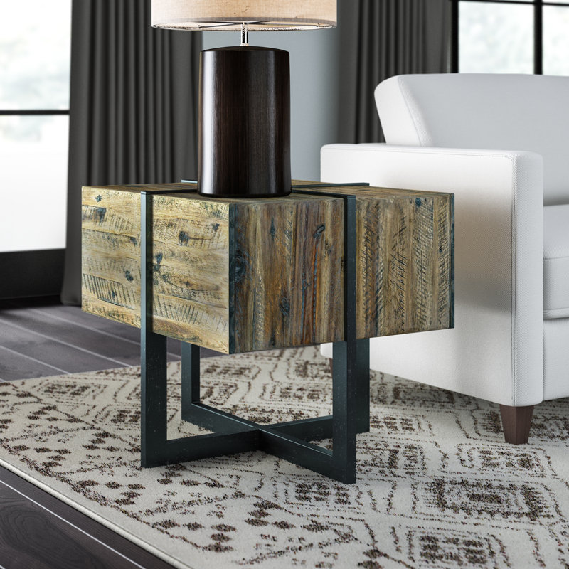 Table de bout en bois massif Kressley