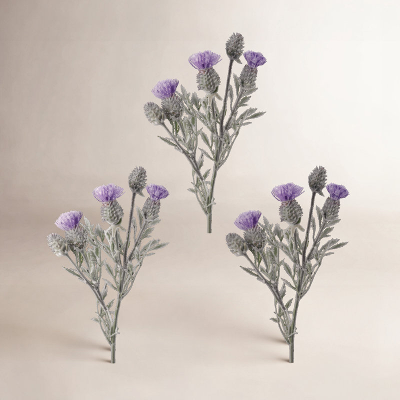 Plastic Irish Thistle Spray 21" 