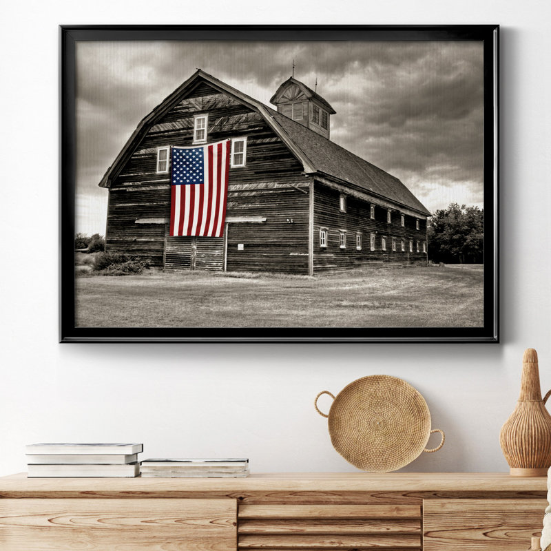 Modern Barn III - Photographie de cadre photo sur toile, H 18,5 po x l 24,5 po x P 1,5 po, Noir