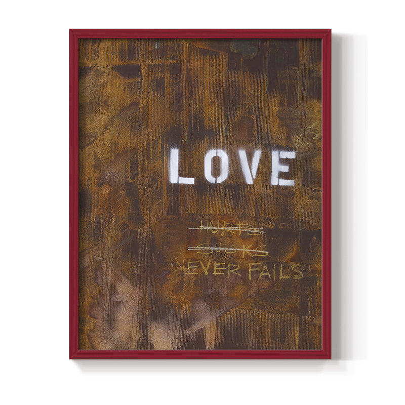 «Love Never Fails I», reproduction encadrée - bois massif, Rouge, H 15 po x l 12 po