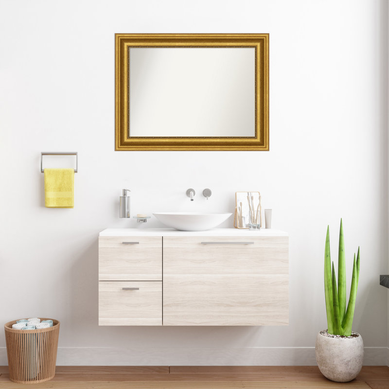 Miroir de salle de bain Jashawna, 25,75 po x 33,75 po, Doré
