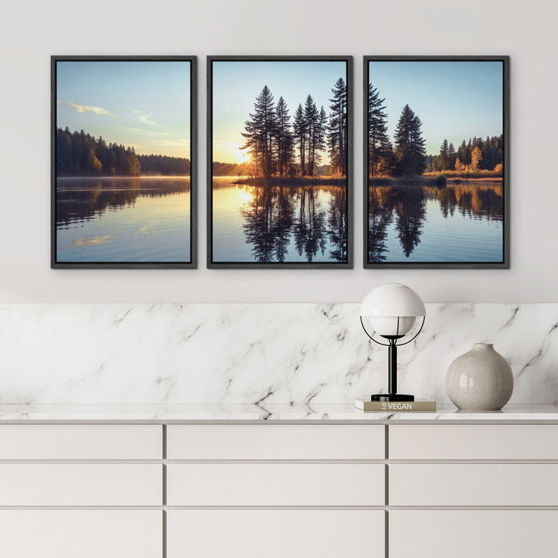 Lever de soleil sur le lac, arbres sereins, calme et sérénité, 3 pièces, H 36 po x l 24 po x P 1,5 po, Cadre flottant noir
