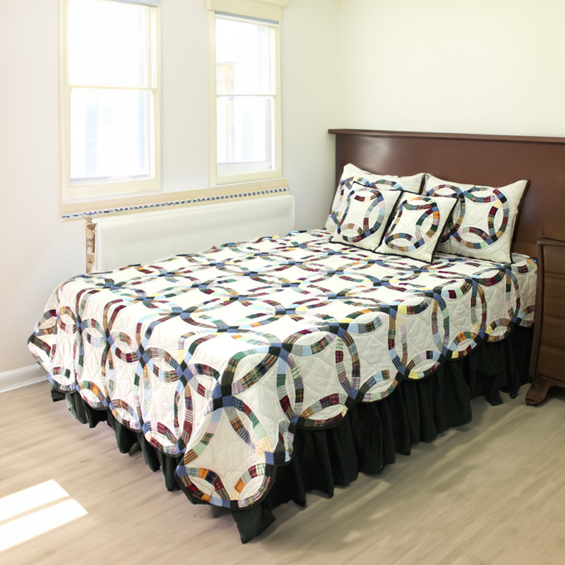 Country Wedding Ring Cotton Geometric Shapes Quilt, King Quilt