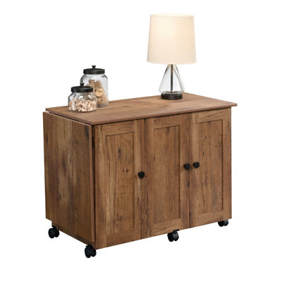 Table de couture avec roues
