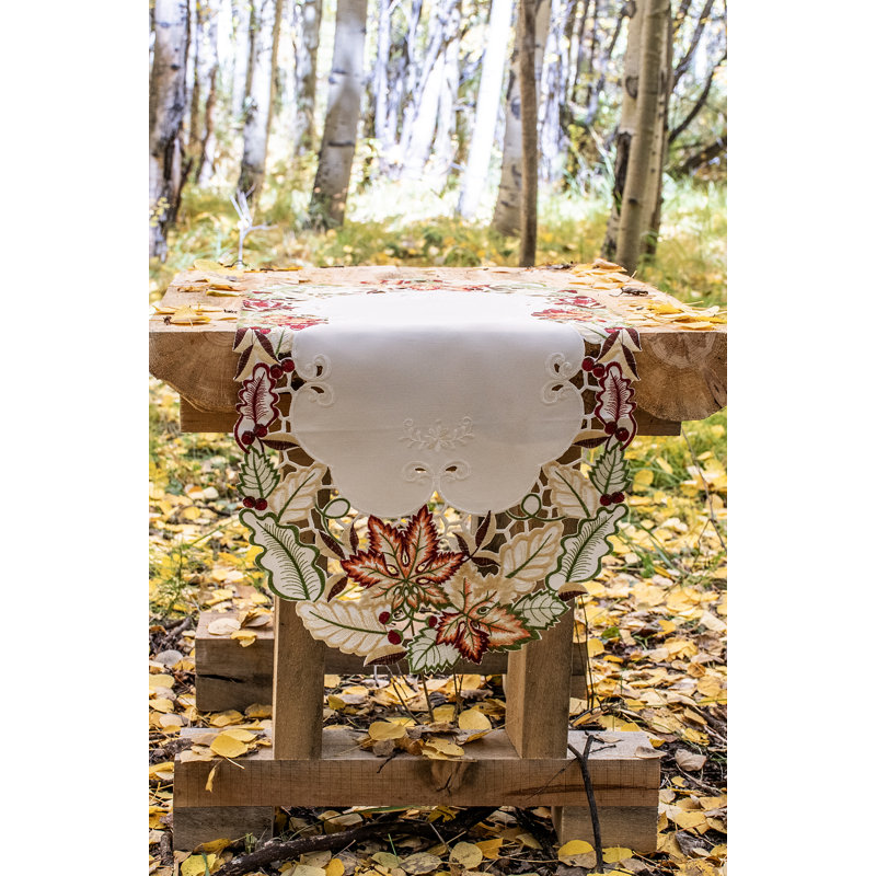 Chemin de table QuackenBush, 35 po x 16 po