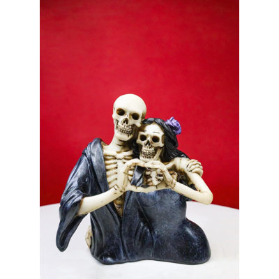 Love Never Dies Black Cloaked Skeleton Couple Love Sign Hand Gesture Figurine