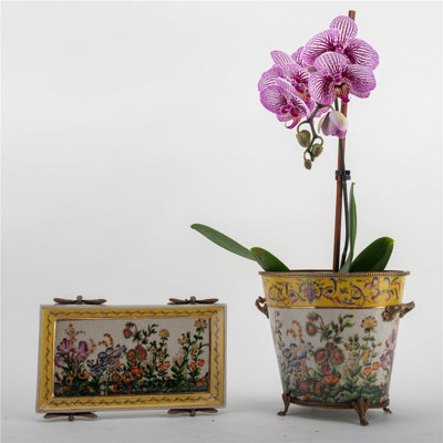 Wild Breeze Decorative Plate