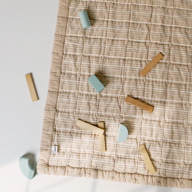 BÉBÉ DÉTENTE ANNA CARAMEL LAVE M, Rectangle 3 pi 3 po x 4 pi 7 po