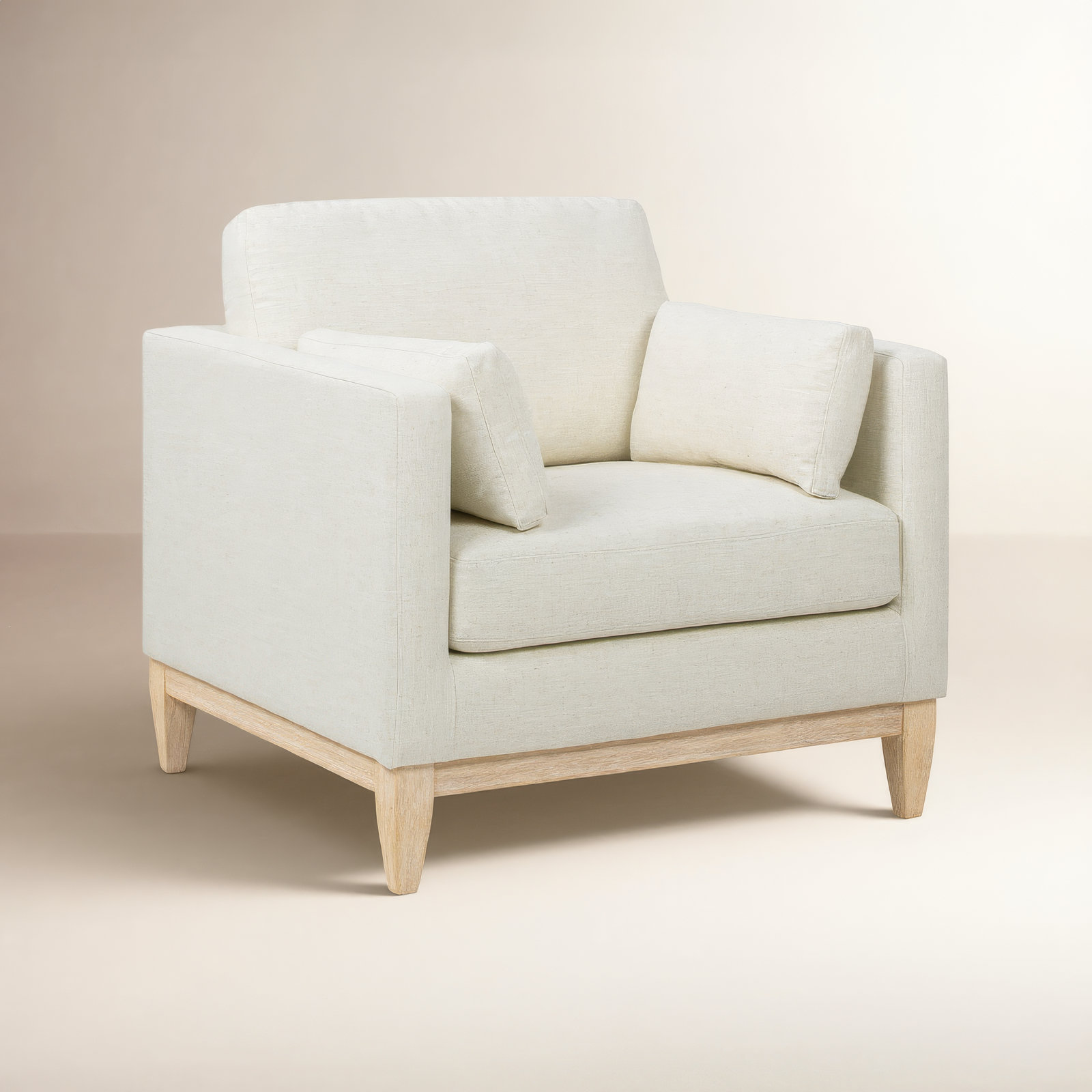 Pera Pine Armchair, White