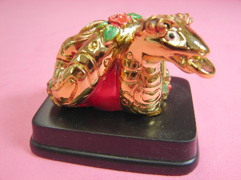 Resin Figurine / Sculpture Decorative Object