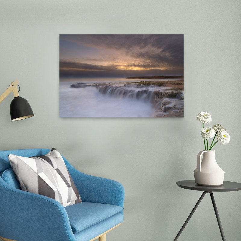 Golden Coastal Serenity, art dramatique paisible et paisible, H 16 po x l 24 po
