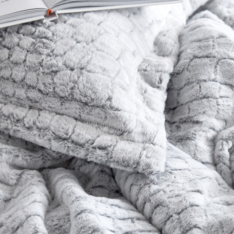 Nordic Ridge Coma Inducer Oversized Comforter Set, Queen Comforter + 2 Queen Shams