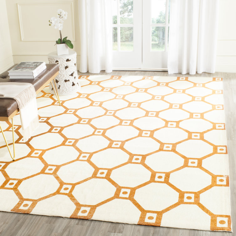 Nilde Geometric Handwoven Jute Beige/Orange Area Rug