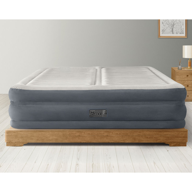 Matelas gonflable 22 po avec pompe intégrée