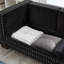 Velours noir au design contemporain pour espace de vie, accoudoirs carrés et clous argentés, sièges confortables rembourrés de ressorts, housses de rangement de siège amovibles 2 places modernes, accoudoirs avec ressorts ensachés