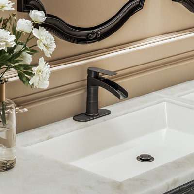 Grand robinet de vasque de salle de bain haut, robinet de salle de bain monocommande en bronze huilé au-dessus du comptoir avec drain escamotable en métal et conduites d'alimentation en eau