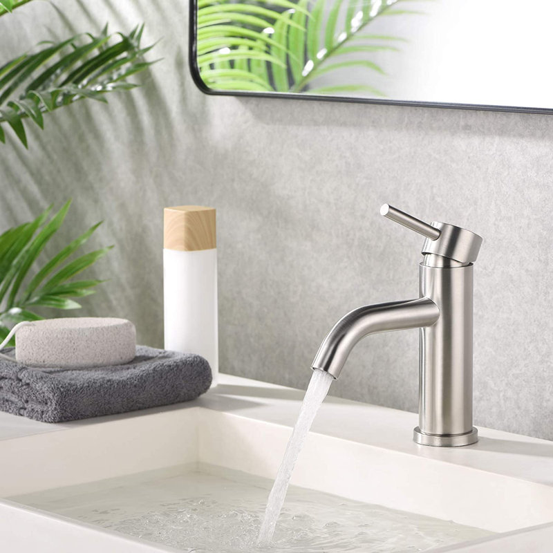 Single-Hole Single-handle Bathroom Faucet, Brushed Nickel