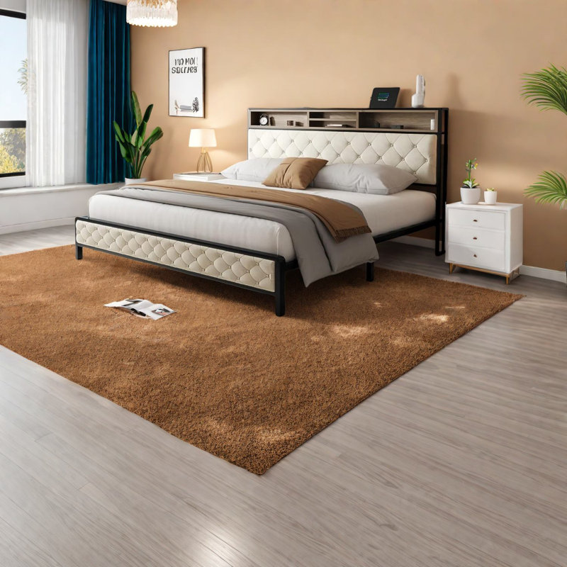 Très grand lit avec rangement, structure en fer avec station de charge, beige industriel