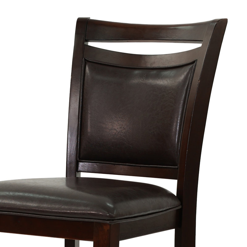 Chaise à hauteur de comptoir