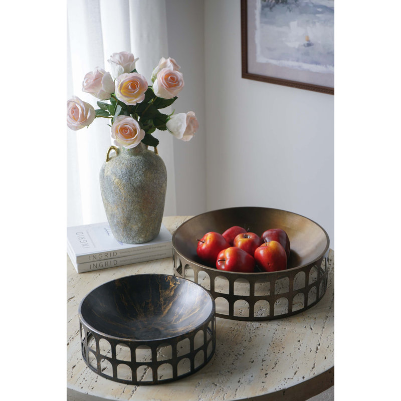 S / 2 plateaux ronds en fer avec finition noire et dorée, L 4,7 po x P 15,2 po x H 15,2 po
