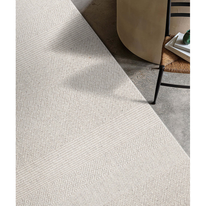 Jaritza Wool Geometric Indoor Rug, Rectangle 4' x 5'11"