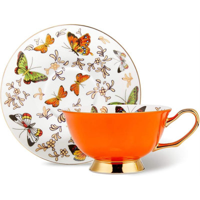 Tasse à café avec plateau à thé