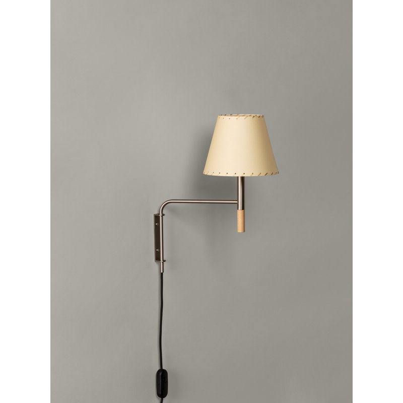 Nickel Plug-in Wallchiere, Beige