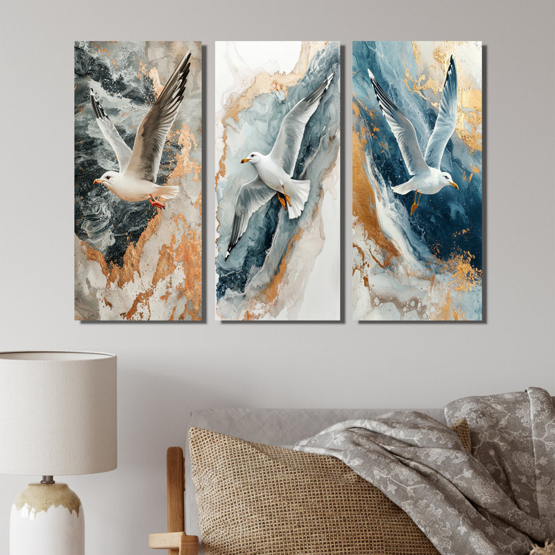 Ailes de marbre bord de mer au-dessus des vagues I - Collection de décorations murales Seagull, H 32 po x l 48 po