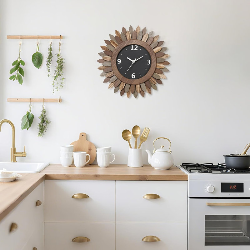 Horloge murale 14 po en bois rustique Boho Sunburst