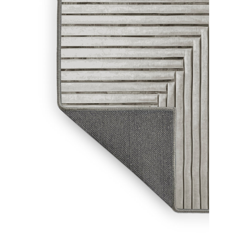 Tapis gris soyeux et moelleux, Carré 6 pi