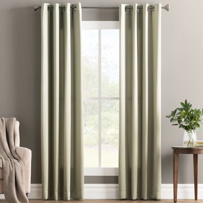 Panneau de rideau à œillets thermique Wayfair Basics® Alianna