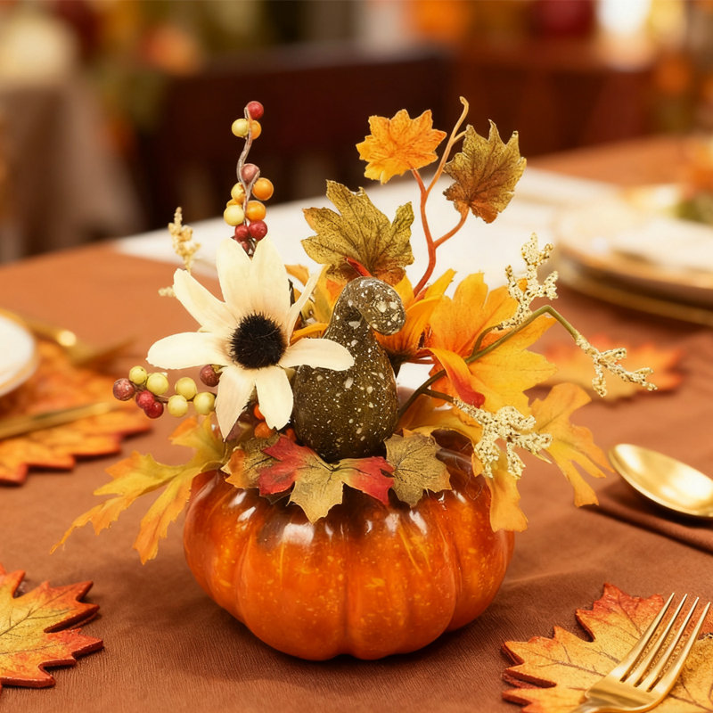 Mini statue de citrouille de 15 cm avec des feuilles d'érable artificielles, des baies et des gourdes, décoration de la récolte d'automne de l'Action de grâce, centre de table, style C