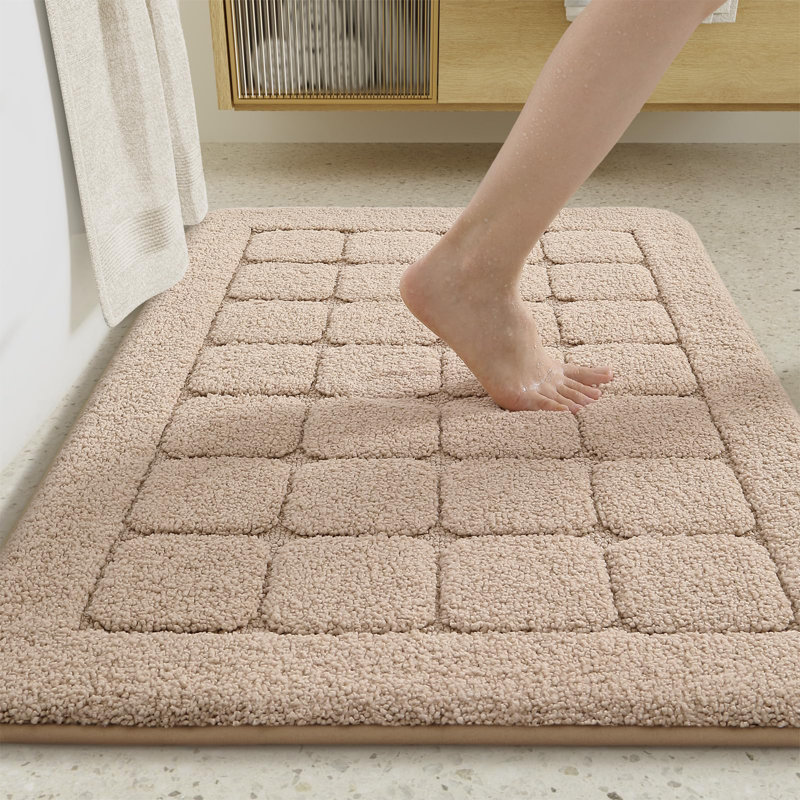 Tapis pour salle de bain antidérapant Rabun, Simple - l 24 po x L 36 po, Vert