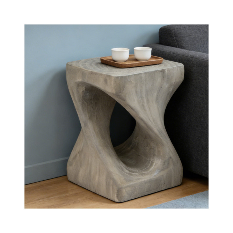 Table d'appoint à texture de bois, Gris