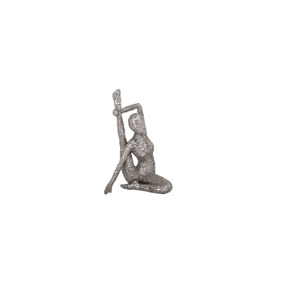 Dame de yoga en polyrésine argent antique. 5,75 po x 5,00 po x H 10,00 po