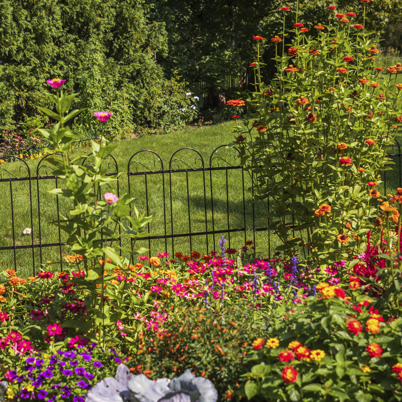 Black Metal Decorative Garden Border Fence