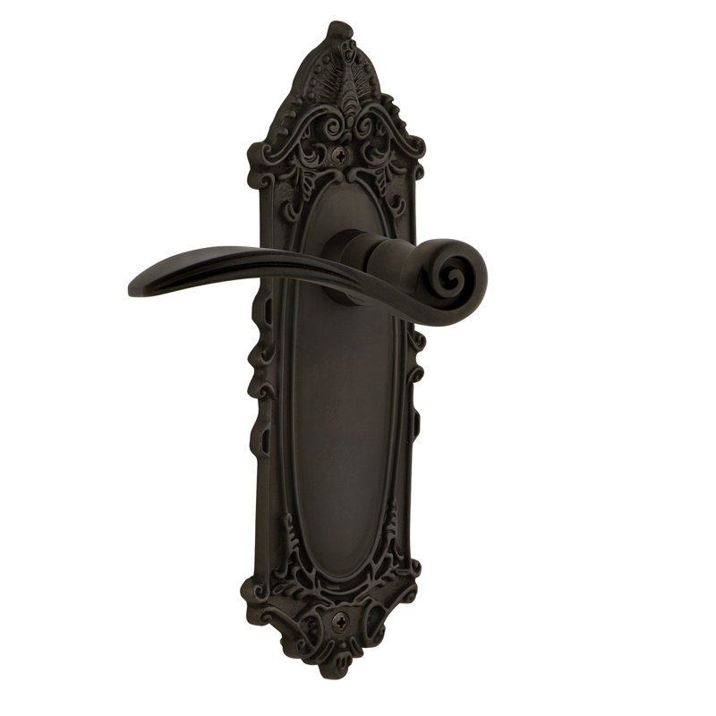 Plaque de passage victorienne (couloir et garde-robe) avec levier à cygne, Laiton antique, 2-3/4"