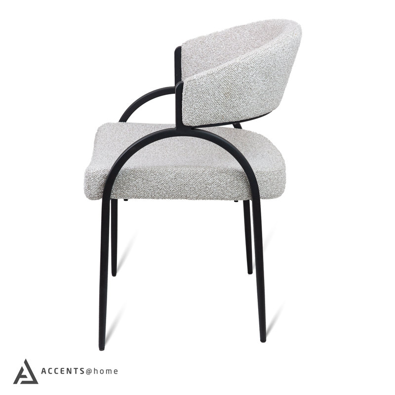 Chaise Kara