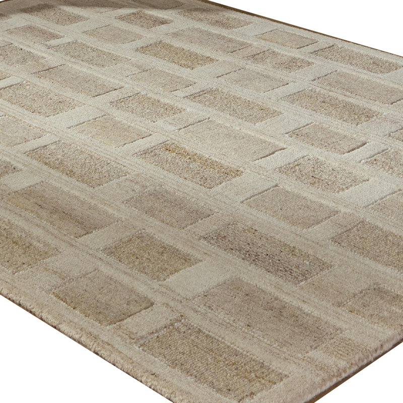 Tapis à motif rayé moyen en laine blanche et brune Lisa 5 x 7
