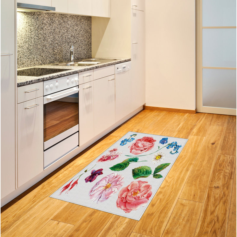 Rose Daisy Petals Pink Area Rug, Rectangle 2'7" x 5'